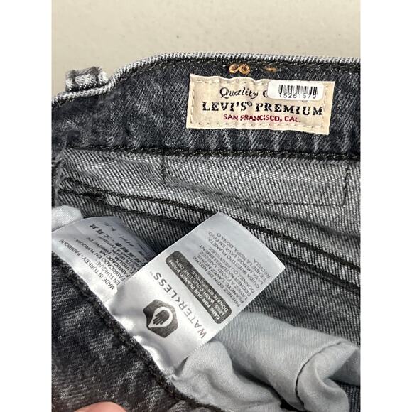 Levi’s Sz 32 Washed Black 501 High Rise Original Fit Cut Off Denim Jean Shorts - Picture 5 of 6